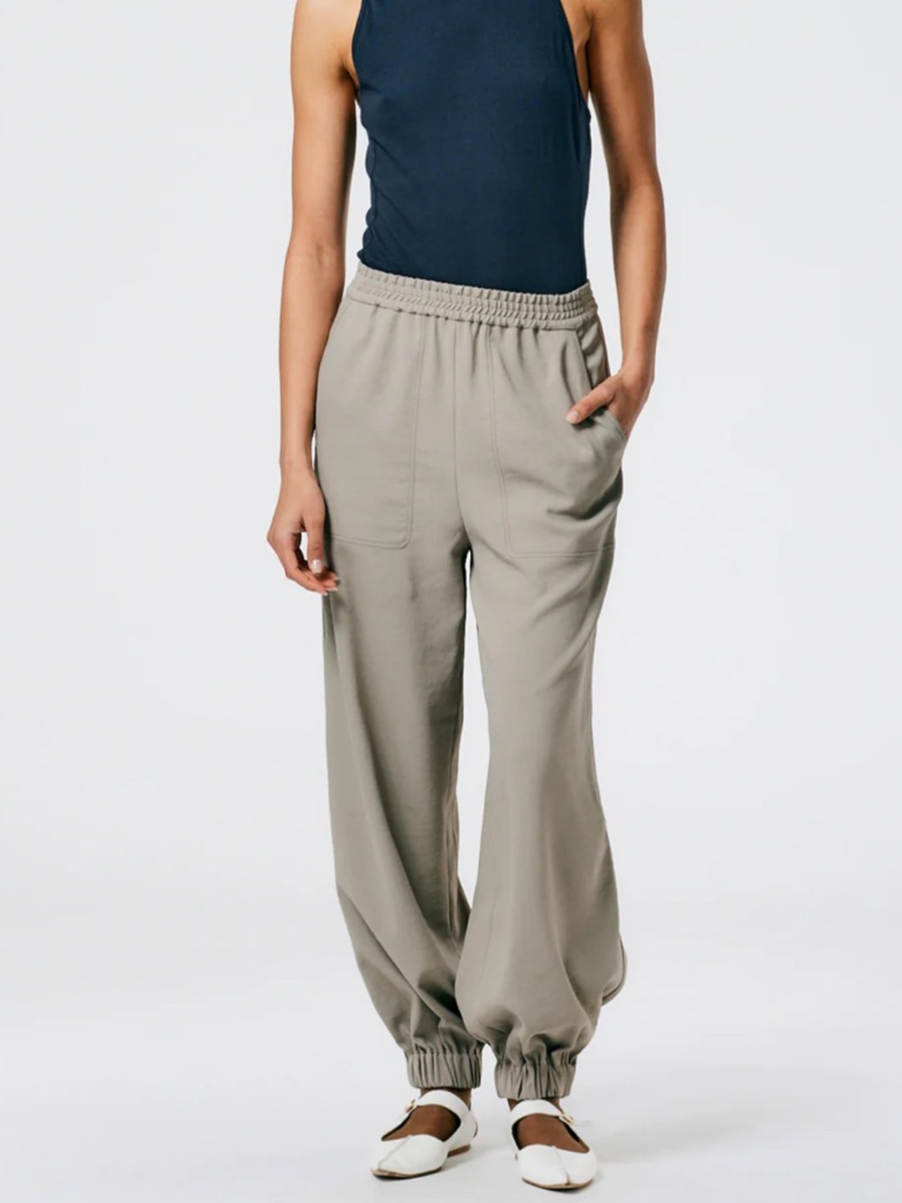Tibi Relaxed Elastic-Waist Jogger Pants in Light Taupe and Navy